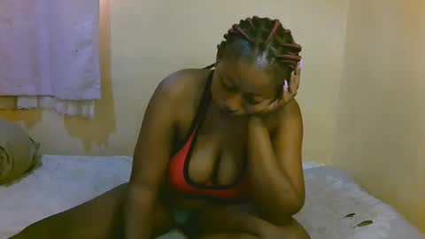 sexy_latasha online show from April 15, 1:33 pm