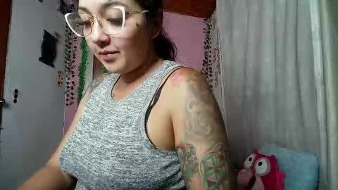 sexy lolas online show from March 24, 1:11 am