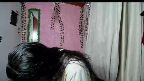 sexy lolas online show from December 5, 4:12 am