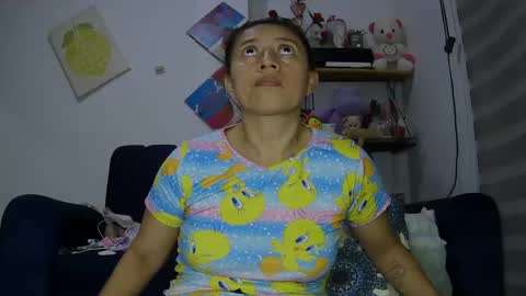 Mary online show from April 26, 11:57 pm