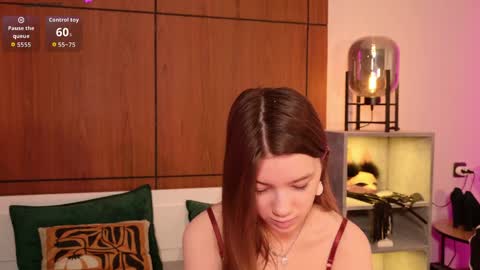 Alison online show from April 24, 11:29 pm