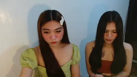 mika online show from November 25, 2:19 pm