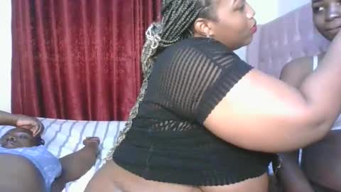 Snapshot of sexy_mistress5 chatting on October 11, 3:48 pm sexy online show from October 11, 3:48 pm
