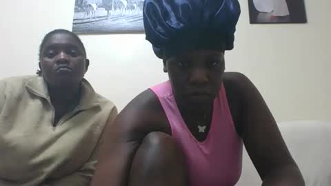 sexy_naila2 online show from April 23, 6:32 pm