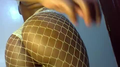 Snapshot of sexy_natallie chatting on January 15, 8:30 am natallie online show from January 15, 8:30 am
