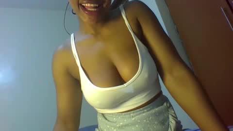 Snapshot of sexy_natallie chatting on January 1, 8:56 am natallie online show from January 1, 8:56 am
