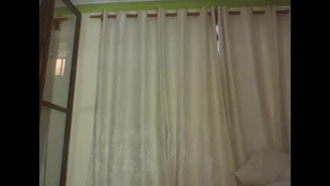 Snapshot of sexy_rio_ chatting on September 10, 8:03 am sexy_rio_ online show from September 10, 8:03 am