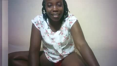 Snapshot of sexy_sandrah chatting on October 12, 1:46 pm sexy_sandrah online show from October 12, 1:46 pm