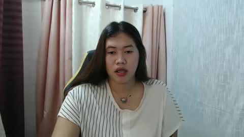 SOFIE  The woman who lives in the province online show from April 23, 5:37 pm