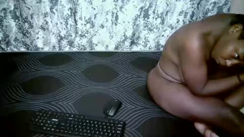 sexy_valentina90 online show from February 28, 9:47 pm