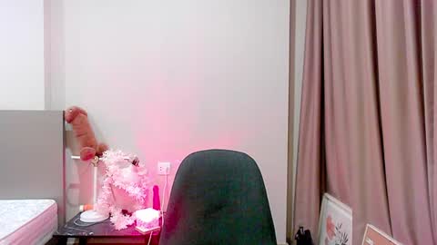 Mandy Green online show from June 11, 11:56 pm