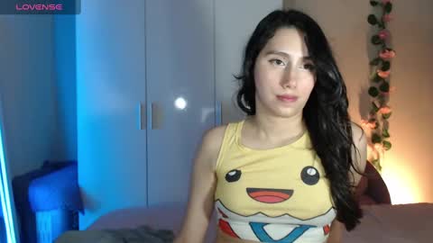 Snapshot of sexyasstime_1718 chatting on October 6, 9:30 pm Alice online show from October 6, 9:30 pm