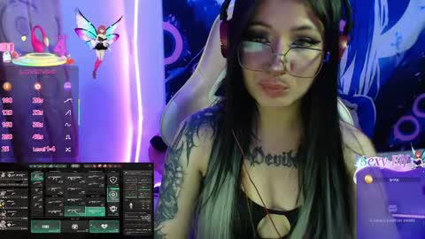 Carrie online show from May 29, 11:57 pm