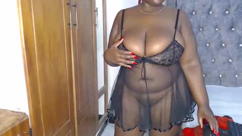 Snapshot of sexychocco_ chatting on March 2, 8:38 am sexychocco online show from March 2, 8:38 am