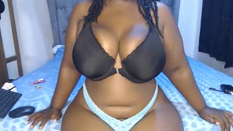 Snapshot of sexychocco_ chatting on September 25, 5:50 am sexychocco online show from September 25, 5:50 am