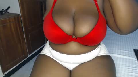 Snapshot of sexychocco_ chatting on February 23, 11:54 pm sexychocco online show from February 23, 11:54 pm