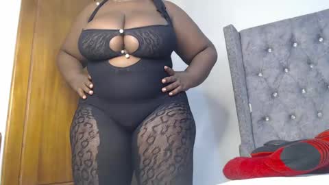 Snapshot of sexychocco_ chatting on February 8, 9:04 pm sexychocco online show from February 8, 9:04 pm