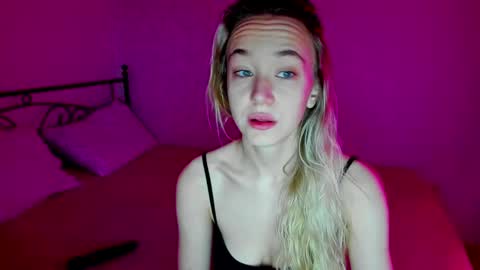 Snapshot of sexycocobutt chatting on February 21, 9:12 am Sophia online show from February 21, 9:12 am
