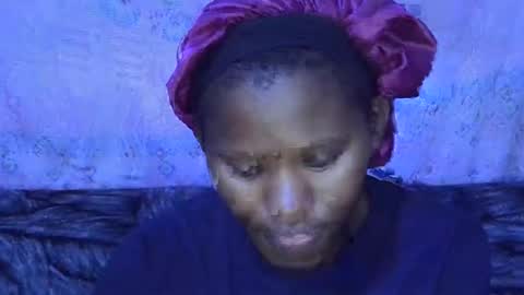 Snapshot of sexydoll002 chatting on October 17, 2:31 pm sexydoll002 online show from October 17, 2:31 pm