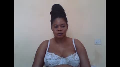Snapshot of sexydove2 chatting on March 6, 7:03 am EMILY online show from March 6, 7:03 am