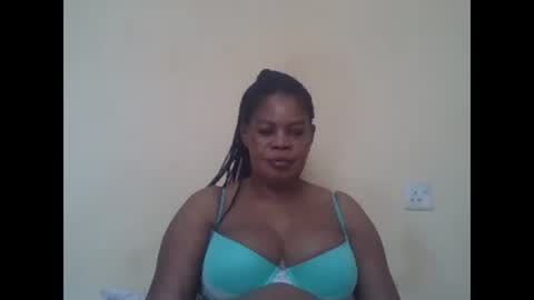 Snapshot of sexydove2 chatting on March 2, 7:10 am EMILY online show from March 2, 7:10 am