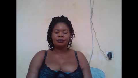 Snapshot of sexydove2 chatting on September 10, 7:19 am EMILY online show from September 10, 7:19 am