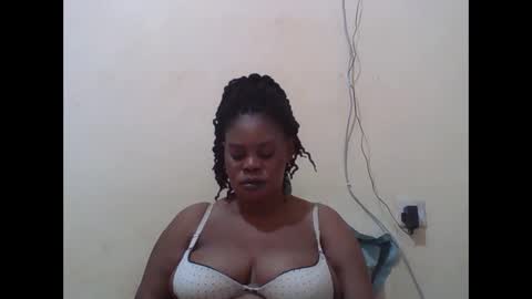 Snapshot of sexydove2 chatting on September 16, 4:09 am EMILY online show from September 16, 4:09 am