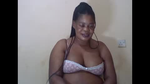 Snapshot of sexydove2 chatting on February 19, 2:23 am EMILY online show from February 19, 2:23 am