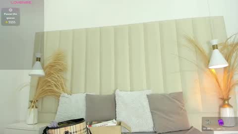 Snapshot of sexyebonyvip_ chatting on February 26, 7:51 pm Vanessa online show from February 26, 7:51 pm