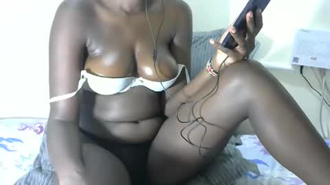 Fizzypop online show from February 4, 2:20 pm