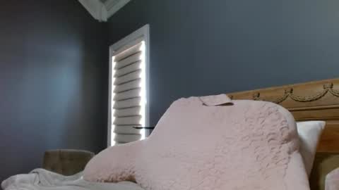 Snapshot of sexyfloridamilf chatting on February 20, 2:13 pm LisaisLuscious online show from February 20, 2:13 pm