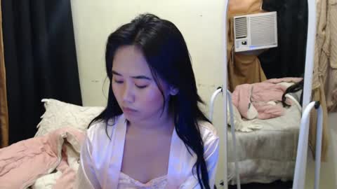 Snapshot of sexyhotangelyn chatting on February 21, 1:00 am sexyhotangelyn online show from February 21, 1:00 am