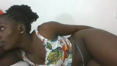 Snapshot of sexyjoane chatting on March 5, 12:22 pm JOAN online show from March 5, 12:22 pm