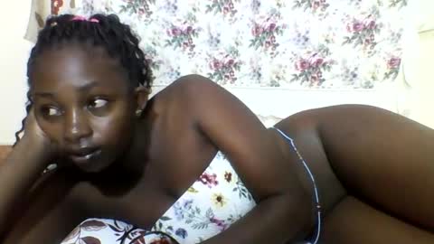 Snapshot of sexyjoane chatting on February 21, 4:51 am JOAN online show from February 21, 4:51 am