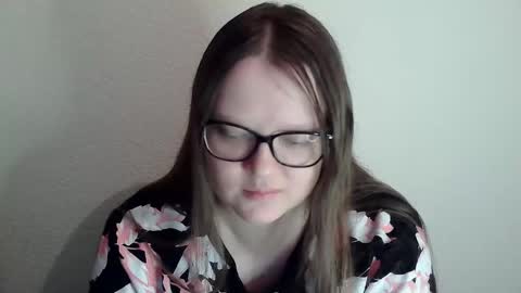 Snapshot of sexykitty_2 chatting on December 10, 1:55 pm Kate online show from December 10, 1:55 pm