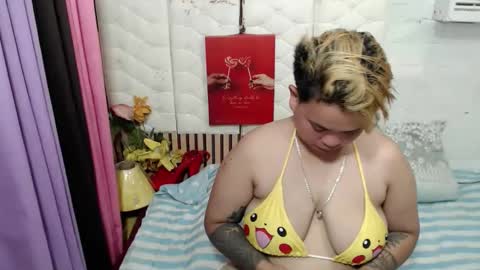 sexylab18 online show from April 12, 11:57 am