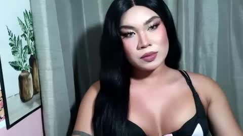 Mika online show from April 19, 6:43 pm