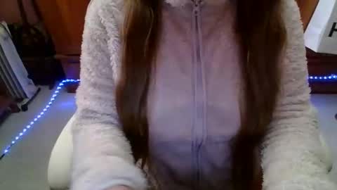 sexymisss24 online show from April 25, 1:41 pm