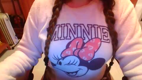 sexymisss24 online show from April 4, 7:45 pm