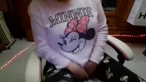 sexymisss24 online show from April 23, 7:38 pm