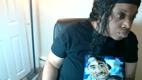 SexyMona online show from April 23, 8:22 am