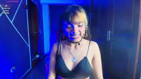 Snapshot of sexynaf chatting on December 20, 7:17 pm N A F online show from December 20, 7:17 pm