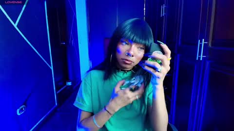 Snapshot of sexynaf chatting on January 29, 7:32 pm N A F online show from January 29, 7:32 pm