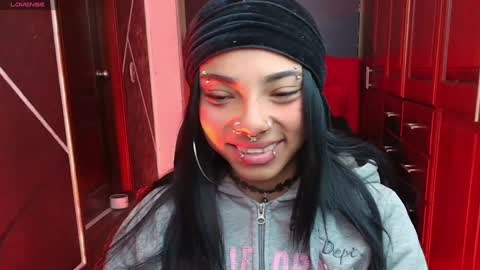 Snapshot of sexynaf chatting on January 7, 7:06 pm N A F online show from January 7, 7:06 pm