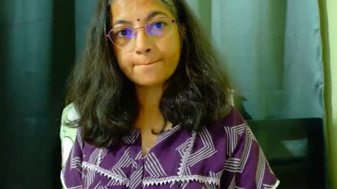Snapshot of sexyniharika chatting on October 8, 6:07 am Niharika online show from October 8, 6:07 am