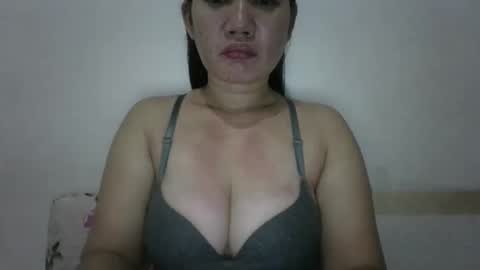Snapshot of sexypussy_pinay chatting on September 29, 8:47 pm sexypussy_pinay online show from September 29, 8:47 pm