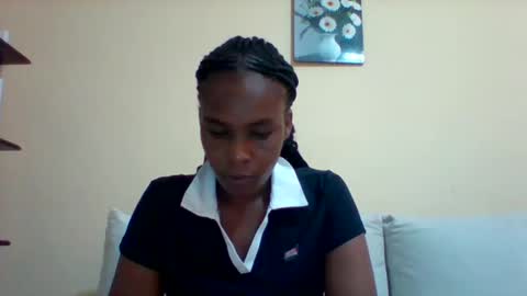 Snapshot of sexyqueen3457132 chatting on January 21, 9:13 am DOVY ACHIENG online show from January 21, 9:13 am