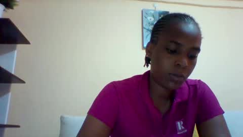 Snapshot of sexyqueen3457132 chatting on January 16, 8:54 am DOVY ACHIENG online show from January 16, 8:54 am