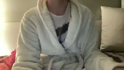 Snapshot of sexyskylar2016 chatting on February 14, 6:23 am Sexy Skylar online show from February 14, 6:23 am