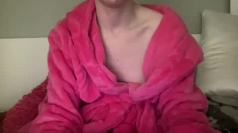 Snapshot of sexyskylar2016 chatting on January 29, 4:05 am Sexy Skylar online show from January 29, 4:05 am